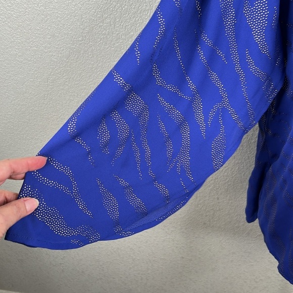 Cache Cobalt Blue Classic Career Business High Low Flowy Keyhole Top Size Large - Picture 3 of 7